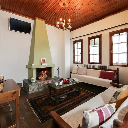 מלון Alikopetra *